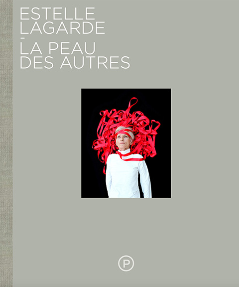 Couverture du livre «&nbsp;La peau des autres&nbsp;»